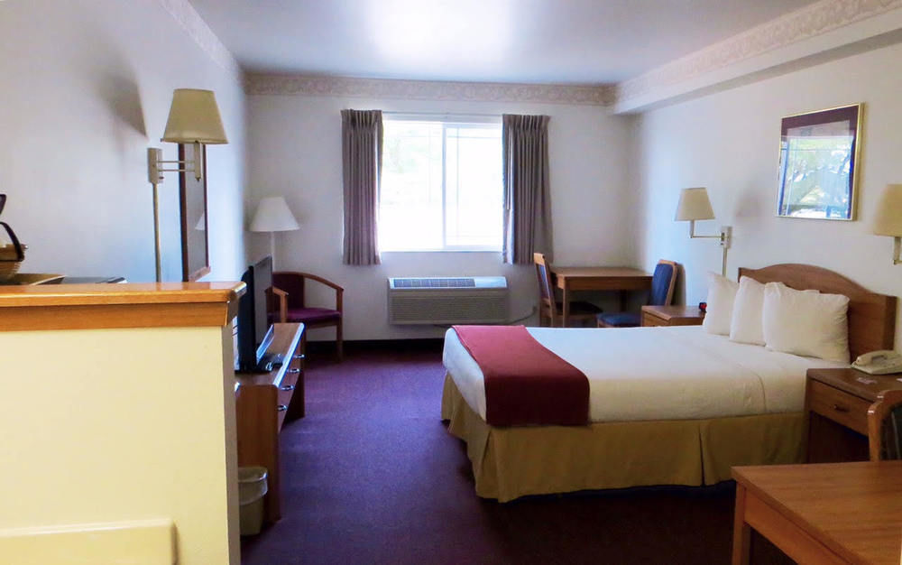 Peppermill Empress Inn Сентрейлия Экстерьер фото
