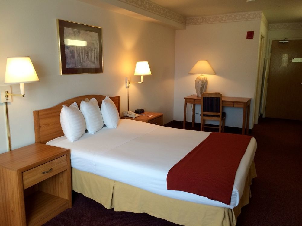 Peppermill Empress Inn Сентрейлия Экстерьер фото