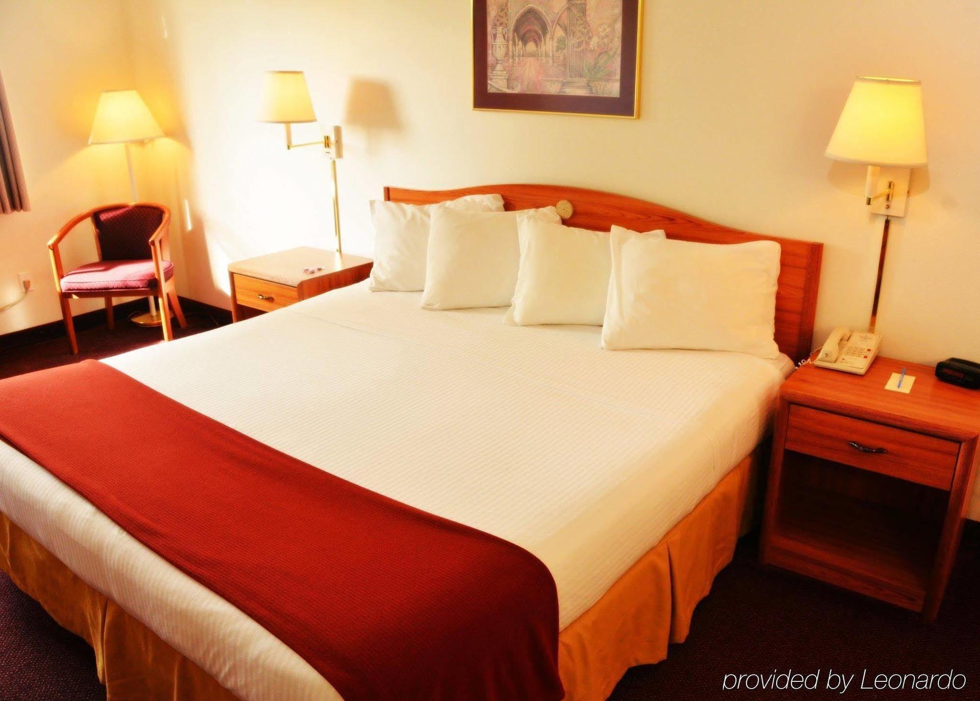 Peppermill Empress Inn Сентрейлия Экстерьер фото